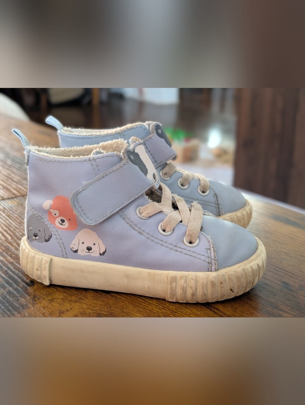 H&M Kids Light Blue Dog Print Boots Size 6
